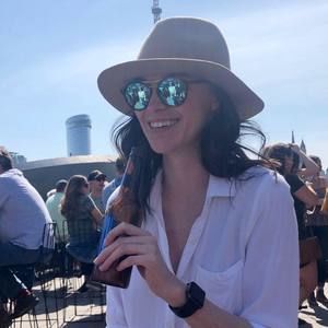 Meet your Posher, Nora